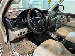 ميتسوبيشي باجيرو